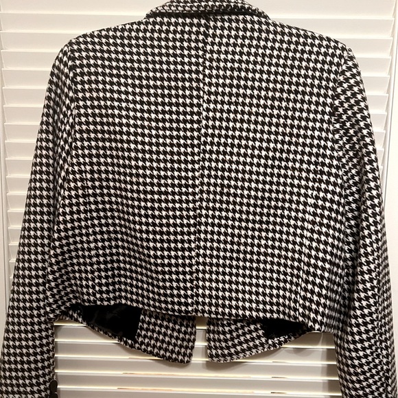 Houndstooth Crop Blazer - Picture 3 of 5